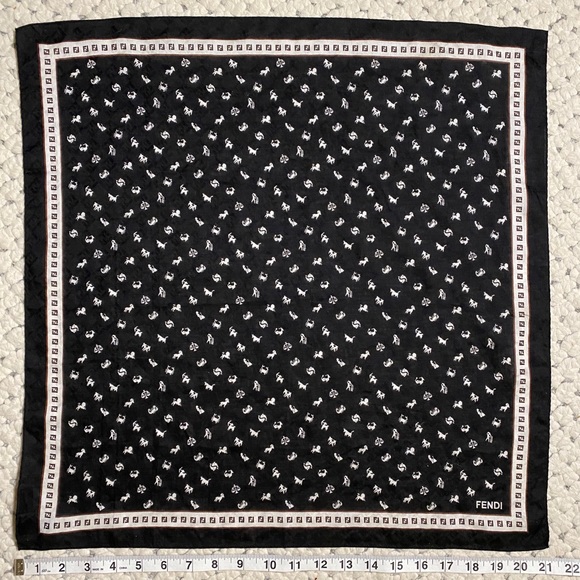 FENDI Authentic FF Logo Signature Black Scarf - Picture 7 of 8